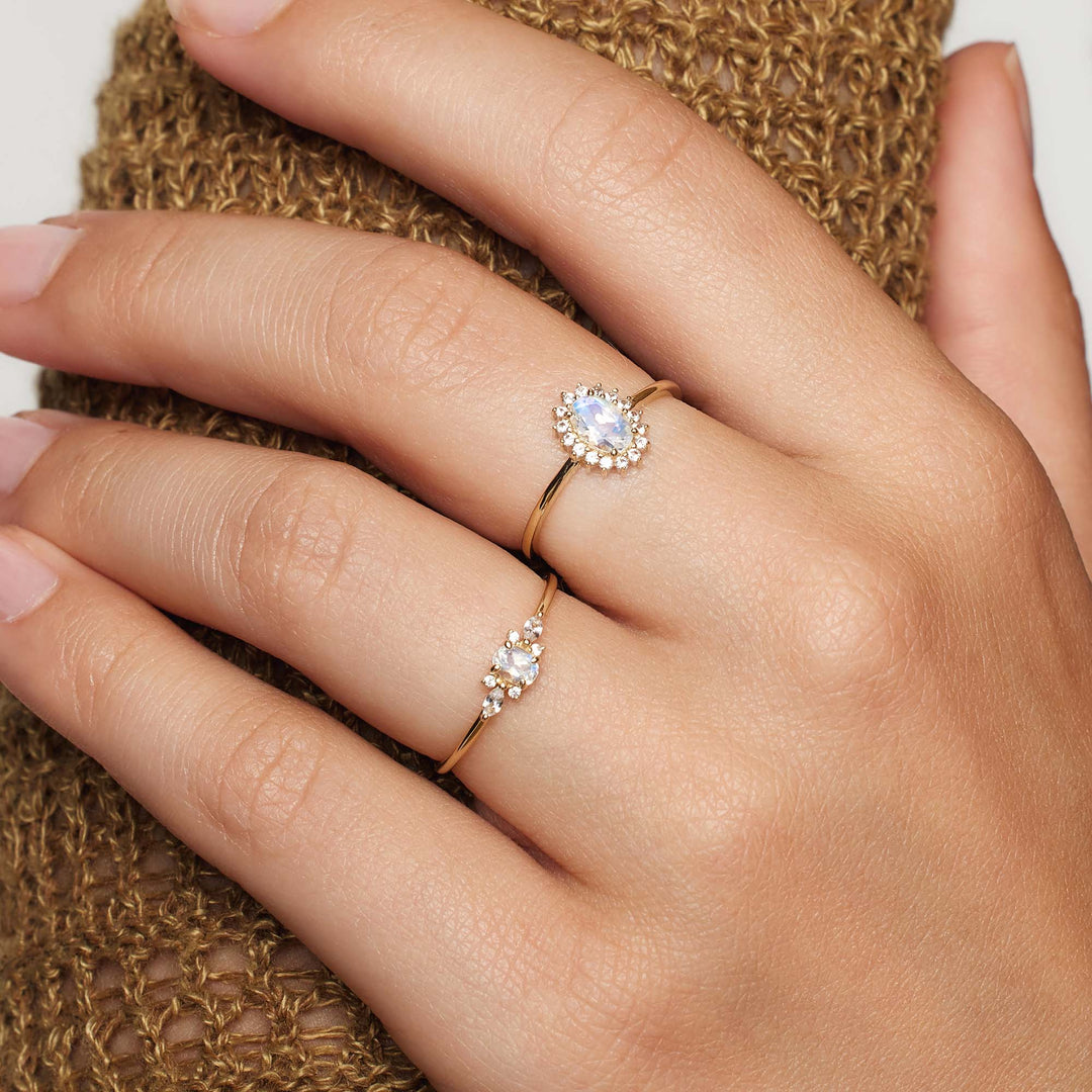 Muse™ | טבעת אבן ירח זהובה