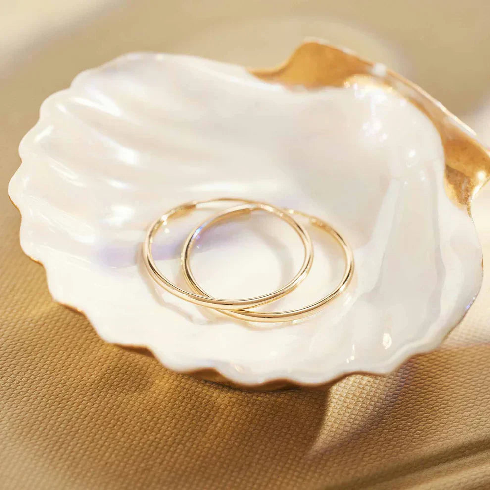 נואמי™ | עגילי סוללה זהב